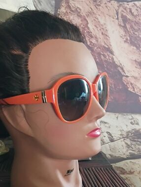 Tory Burch Orange Round Designer Sunglasses